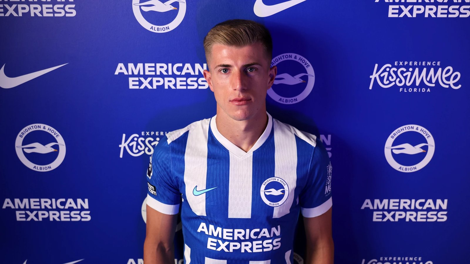 COSTINHA É O NOVO REFORÇO DO BRIGHTON.