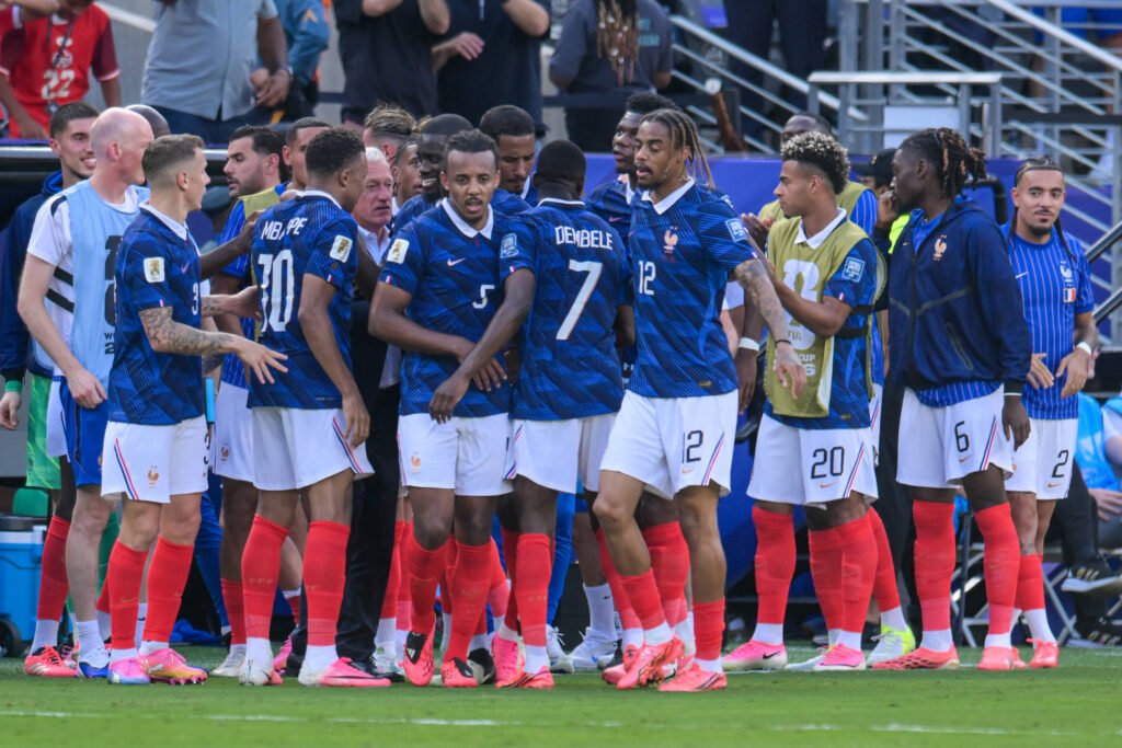Mbappé decide e França avança na Copa do Mundo