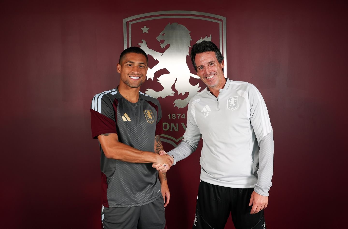 REFORÇO NO VILLA PARK: João Gomes é do Aston Villa!