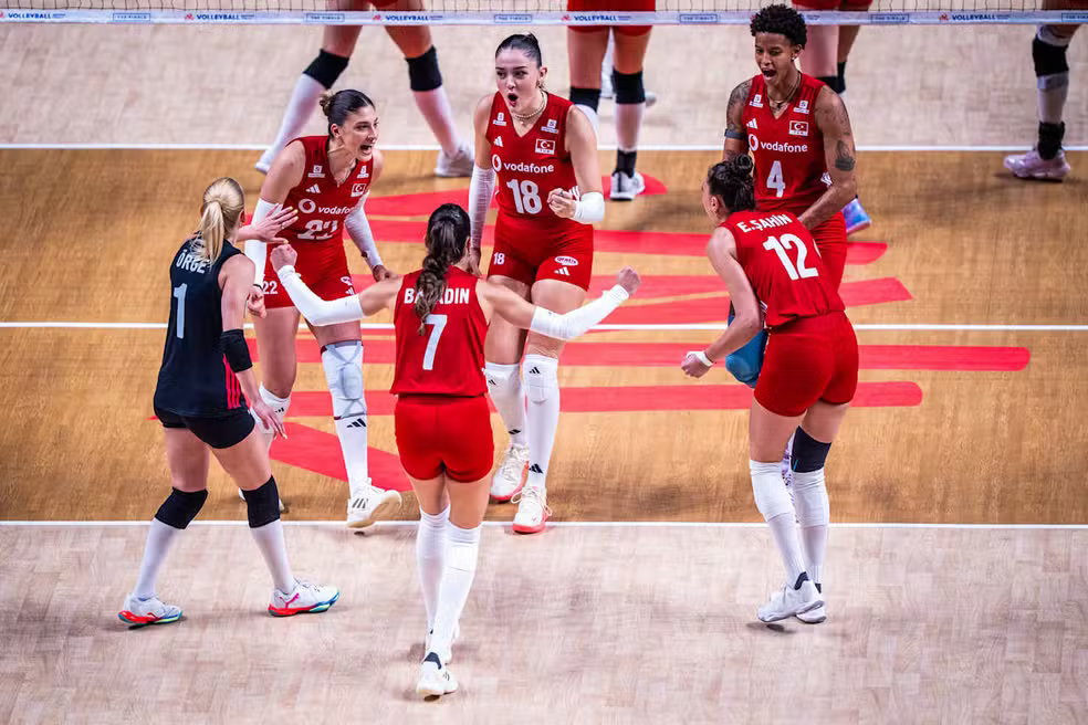 Turquia supera o Brasil e conquista o bicampeonato da VNL Feminina 2026